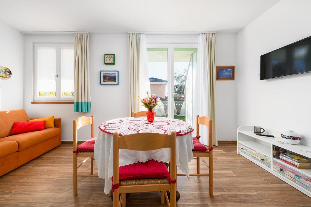 Andrea House With Apartments Umag Exteriör bild